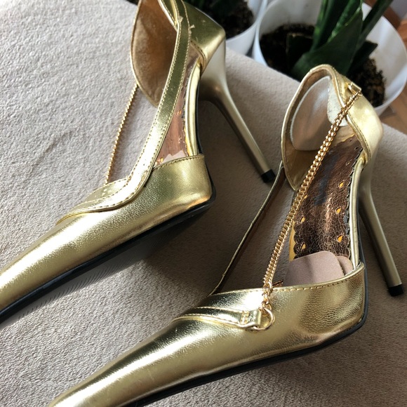 ✨2/$7✨ Shoes: Trend Design 4” Heels - UNKNOWN SIZE 🛍 Bundle Me! - Picture 3 of 9